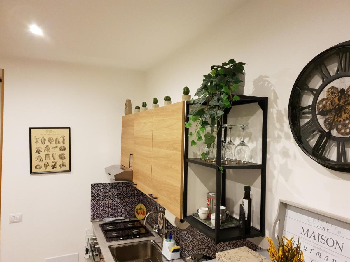 Officinale Rome Apartment, Pineta Sacchetti Exterior foto